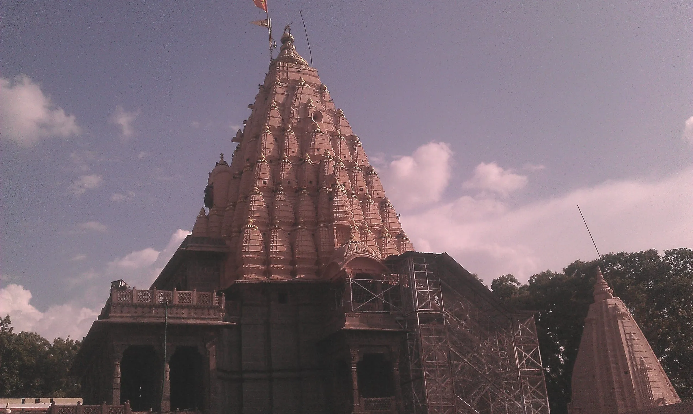 The spire of Mahakaleshwar Temple by day